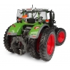 1:32 Scale Fendt 1052 Vario-US Version with Dual Crop Tyres