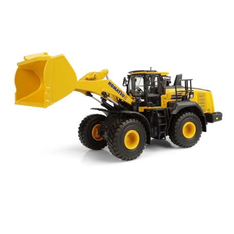 1:50 scale Komatsu WA475-10