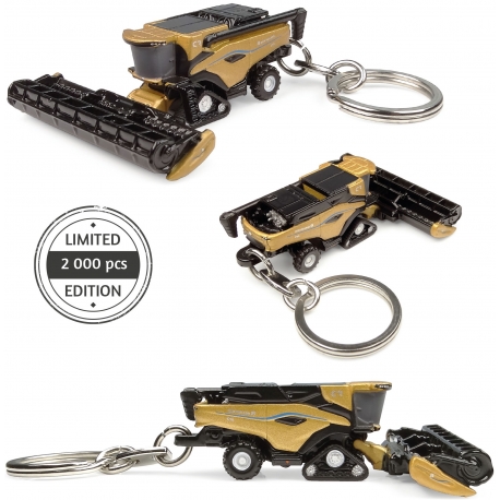 New Holland CR11 Combine - Gold Show Edition - Agritechnica 2023 keyring
